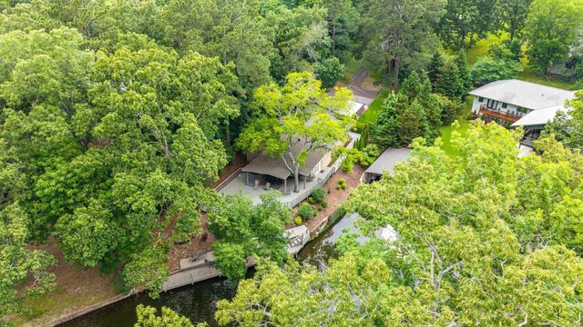 1925 Lakeshore Drive, Hot Springs, AR 71913
