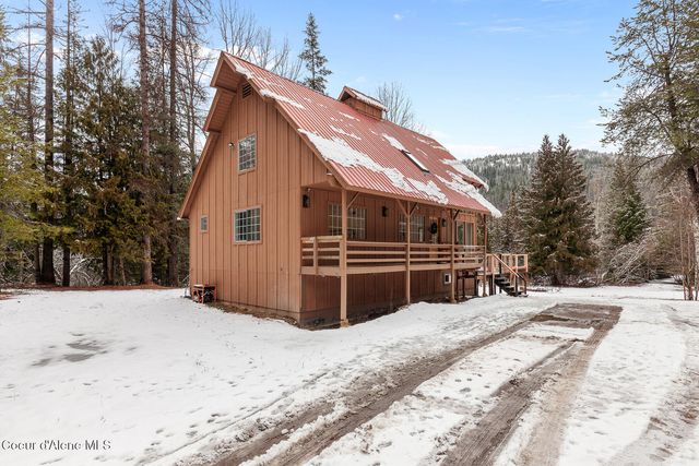 6045 Upper Pack River RD, Sandpoint, ID 83864