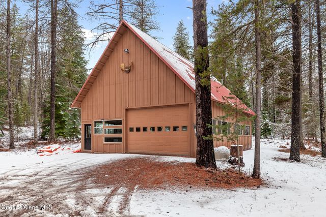 6045 Upper Pack River RD, Sandpoint, ID 83864