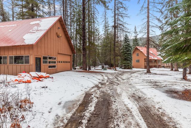 6045 Upper Pack River RD, Sandpoint, ID 83864