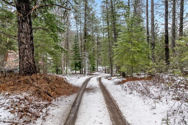 6045 Upper Pack River RD, Sandpoint, ID 83864