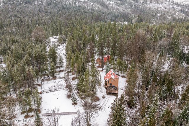 6045 Upper Pack River RD, Sandpoint, ID 83864