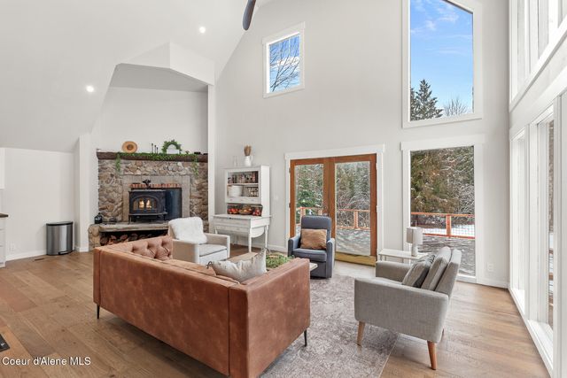 6045 Upper Pack River RD, Sandpoint, ID 83864