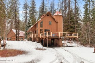 6045 Upper Pack River RD, Sandpoint, ID 83864
