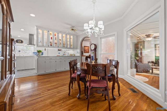 138 Greenbriar Road, Gadsden, AL 35901