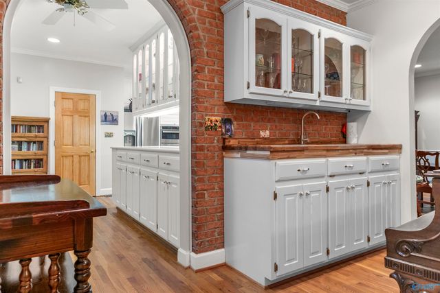 138 Greenbriar Road, Gadsden, AL 35901