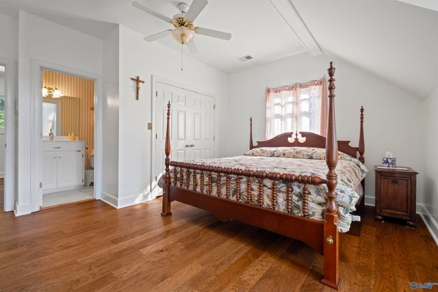 138 Greenbriar Road, Gadsden, AL 35901