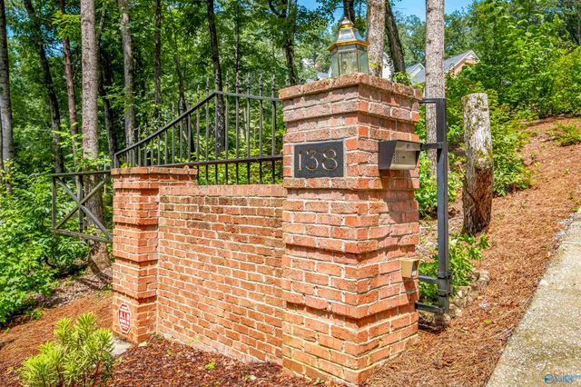 138 Greenbriar Road, Gadsden, AL 35901