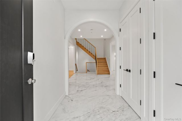 11 Buckman Place 212, Monsey, NY 10952