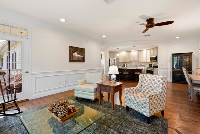 5 Sterling Hill Ln Apt 545, Exeter, NH 03833