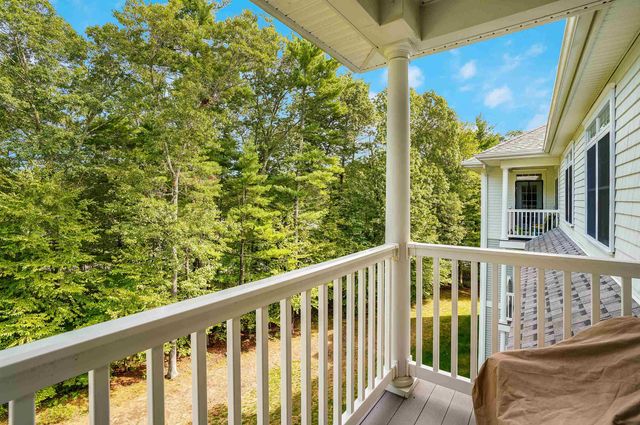 5 Sterling Hill Ln Apt 545, Exeter, NH 03833