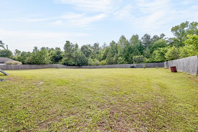 82 Wagon Wheel Court, Ellerslie, GA 31807