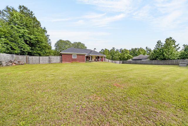 82 Wagon Wheel Court, Ellerslie, GA 31807