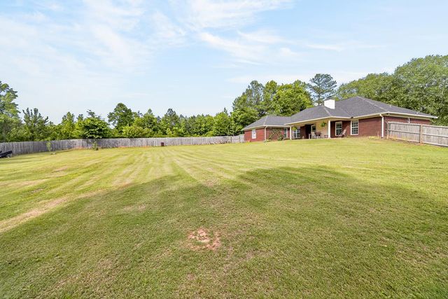 82 Wagon Wheel Court, Ellerslie, GA 31807