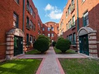 3948 N Fremont Street 3, Chicago, IL 60613