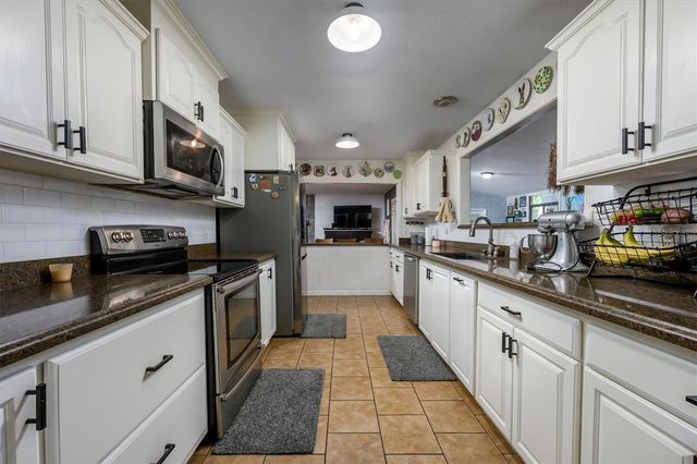 12054 ROYAL DRIVE, Brooksville, FL 34601