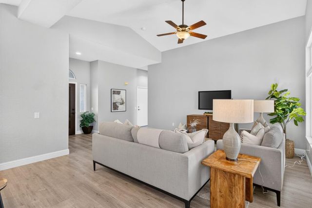 6145 Buckskin Ln, Roseville, CA 95747