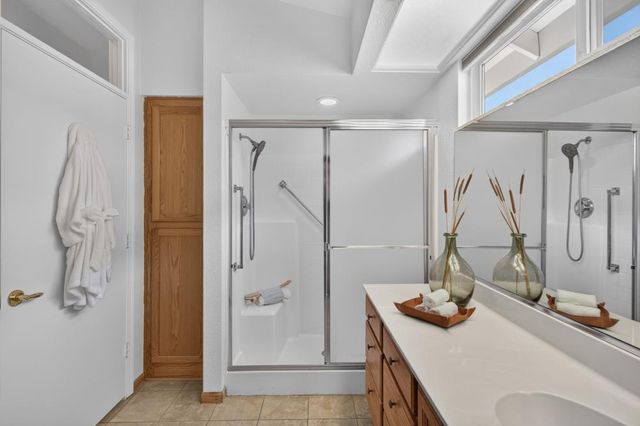 6145 Buckskin Ln, Roseville, CA 95747
