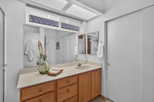 6145 Buckskin Ln, Roseville, CA 95747