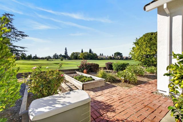 6145 Buckskin Ln, Roseville, CA 95747