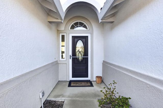 6145 Buckskin Ln, Roseville, CA 95747