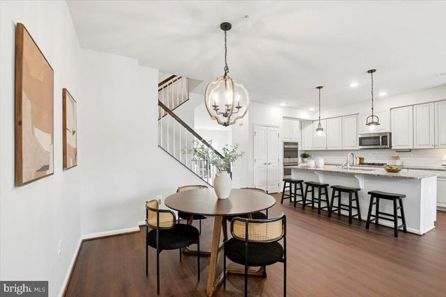 10102 DORSEY LN, Lanham, MD 20706