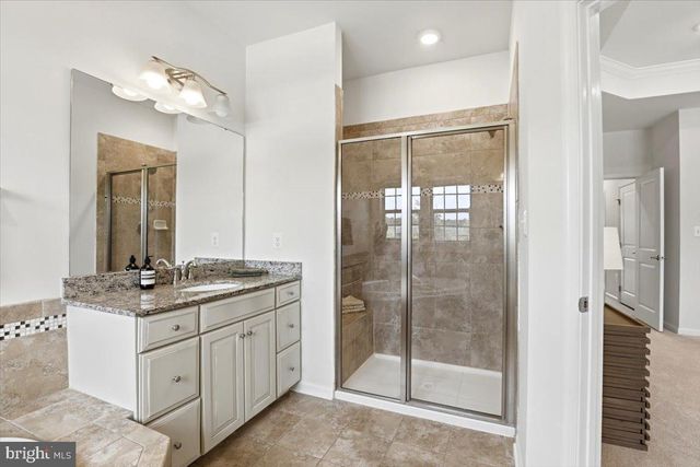 10102 DORSEY LN, Lanham, MD 20706