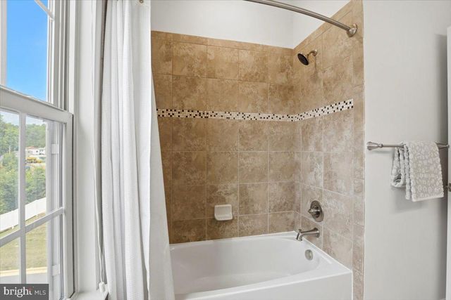 10102 DORSEY LN, Lanham, MD 20706