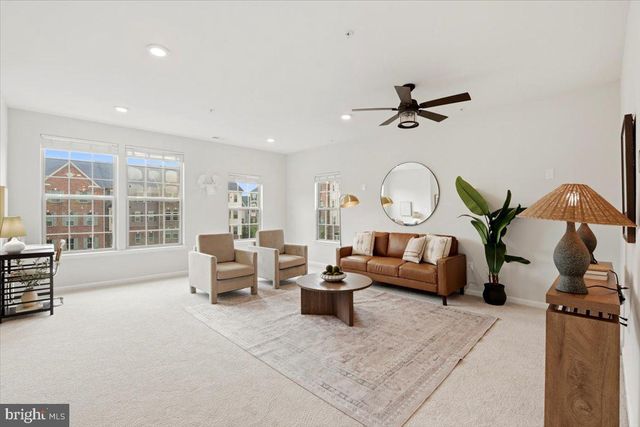 10102 DORSEY LN, Lanham, MD 20706