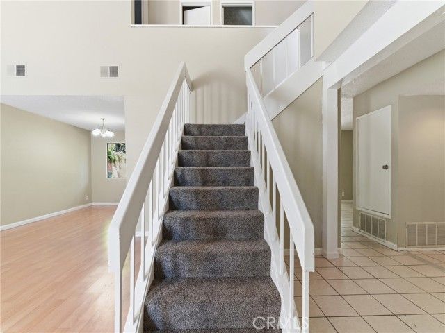 19745 Lull Street, Winnetka (los Angeles), CA 91306