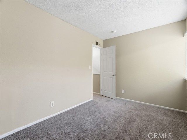 19745 Lull Street, Winnetka (los Angeles), CA 91306