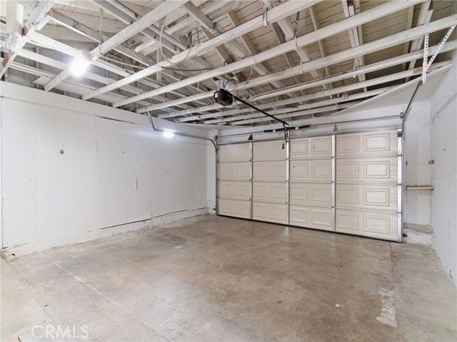 19745 Lull Street, Winnetka (los Angeles), CA 91306