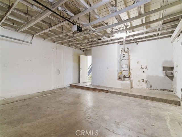 19745 Lull Street, Winnetka (los Angeles), CA 91306