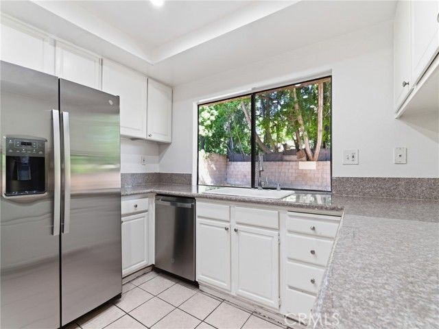 19745 Lull Street, Winnetka (los Angeles), CA 91306