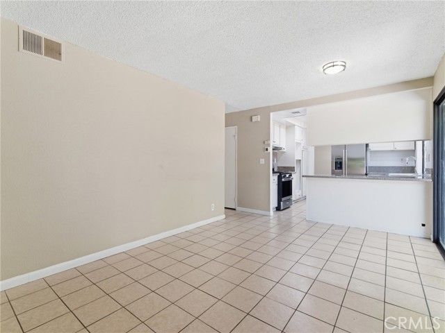 19745 Lull Street, Winnetka (los Angeles), CA 91306