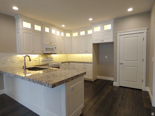 3267 W HARVEST GLORY DR, South Jordan, UT 84095