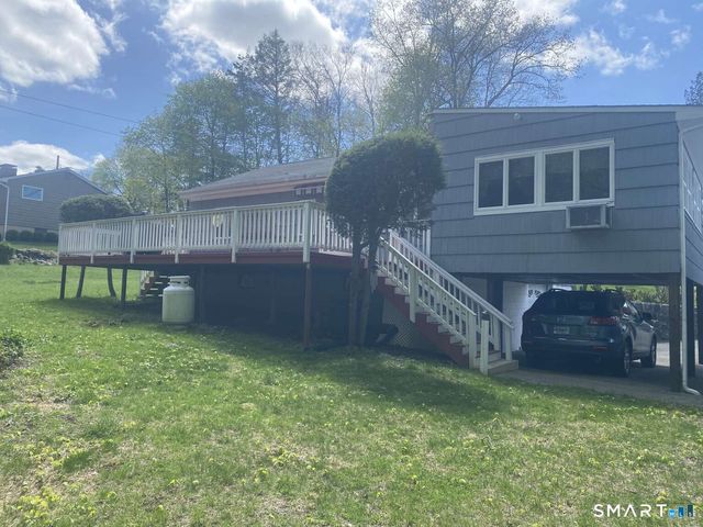 7 Thaddeus Avenue, Danbury, CT 06811
