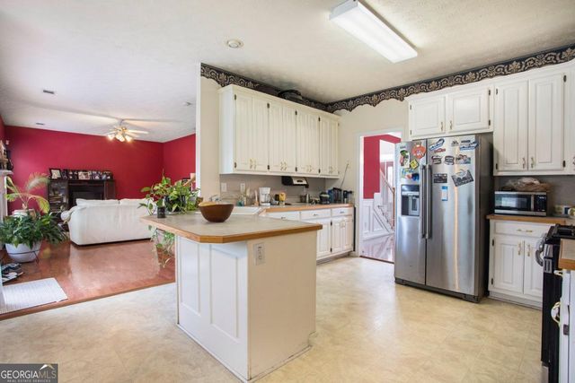 252 Essex Place, Ellenwood, GA 30294