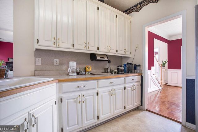 252 Essex Place, Ellenwood, GA 30294