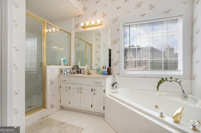 252 Essex Place, Ellenwood, GA 30294