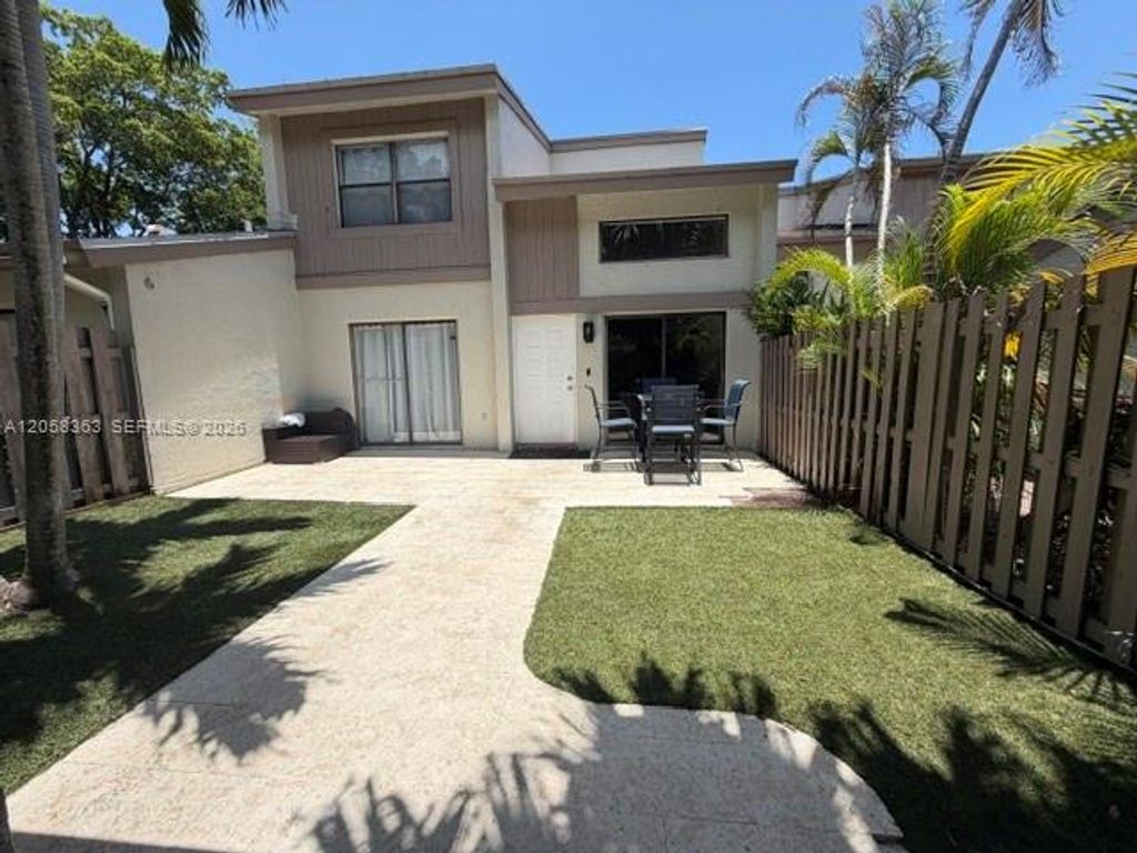 11053 SW 113th Place 0, Miami, FL 33176
