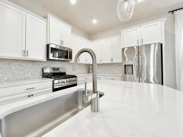 18531 Parkland Row Drive, Cypress, TX 77433