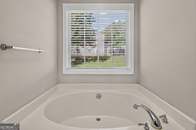 180 Shenandoah Drive, Covington, GA 30016