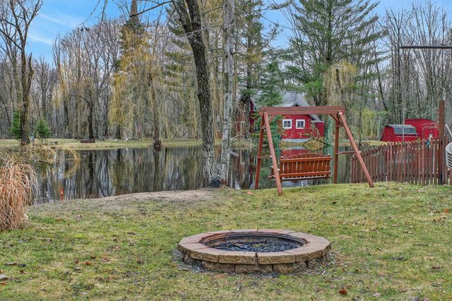 6206 S Dorr Road, Falmouth, MI 49632