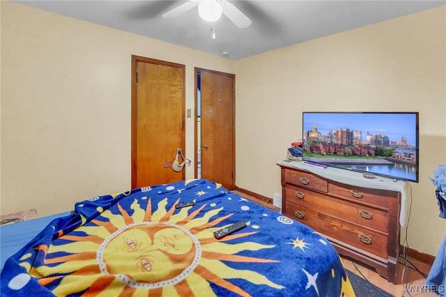 211 Hyde Park Boulevard, Niagara Falls, NY 14303