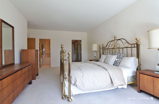 20 Trafalgar Square 304, Lincolnshire, IL 60069