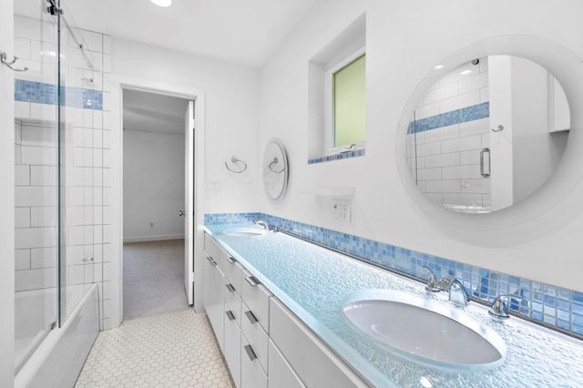 3940 Shady Hill Drive, Dallas, TX 75229