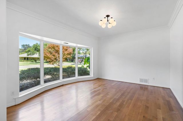 3940 Shady Hill Drive, Dallas, TX 75229