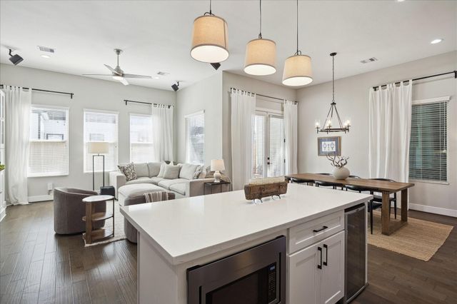 824 Morris Street, Houston, TX 77009