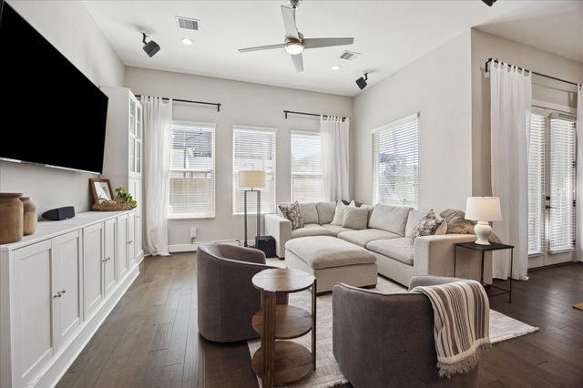 824 Morris Street, Houston, TX 77009